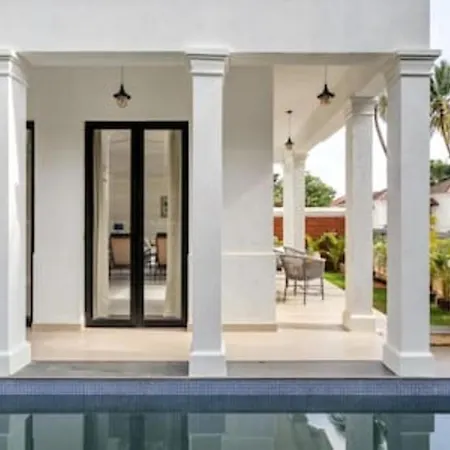 Paddington Luxurious 4Bhk Villa With Private Pool